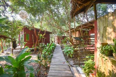 693 Tree House Cottage