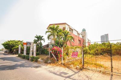 838 Aromdee Apartment