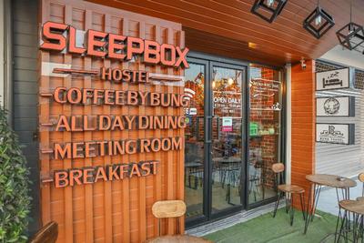 846 Sleep Box Hostel