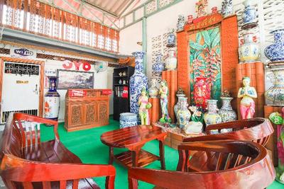 654 Samanmit Inn Hotel
