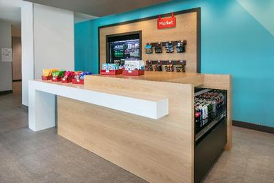 avid hotel Roseville - Minneapolis North