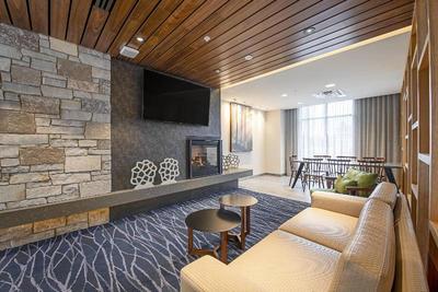 Fairfield Inn & Suites By Marriott Duluth Waterfro