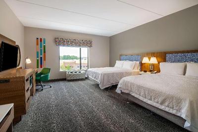 Hampton Inn & Suites Raleigh Midtown