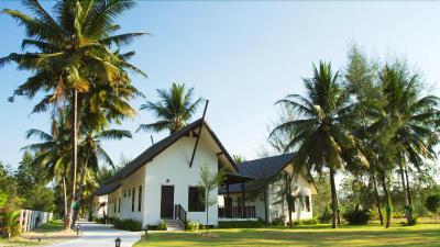Khao Lak Blue Lagoon Resort