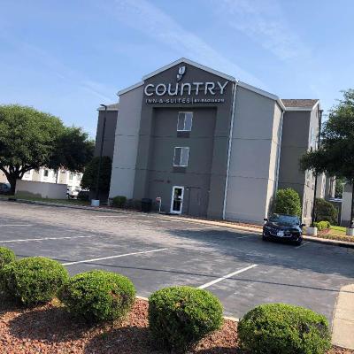 Country Inn & Suites Radisson Fayetteville I-95 NC