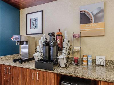 Motel 6 La Crosse, WI