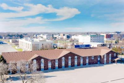 Travelodge by Wyndham Elkhart