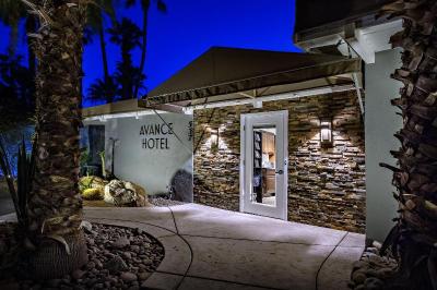 Avance Hotel
