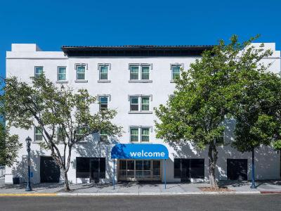 Motel 6 San Diego, CA - Downtown