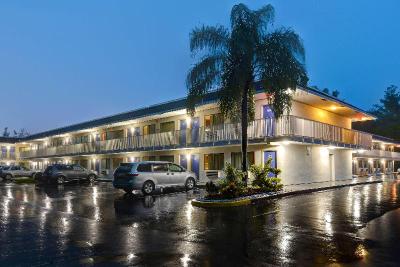 Motel 6 Dania Beach