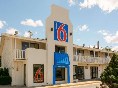 Motel 6 Leominster, Ma