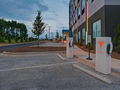Tru by Hilton Mooresville