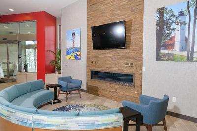 Hampton Inn & Suites Erie/Bayfront, PA