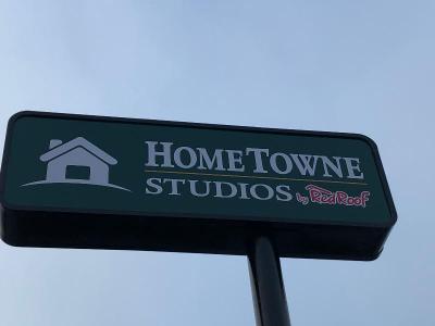HomeTowne Studios San Antonio E-Frost Bank Center