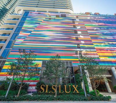 SLS LUX Brickell