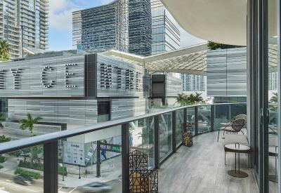 SLS LUX Brickell