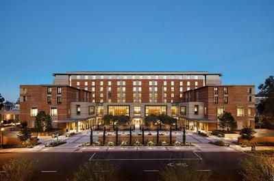 UCLA Meyer And Renee Luskin Conference center