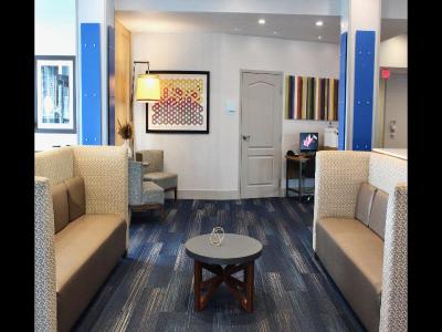 Holiday Inn Express Buffalo NE - Lockport