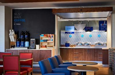 Holiday Inn Express & Suites Harrisburg S - New C