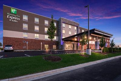 Holiday Inn Express & Suites Hoffman Estates