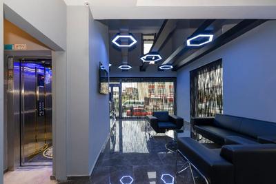Fly And Stay Airport Hotel