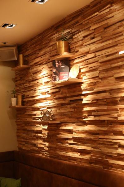 Hotel Five