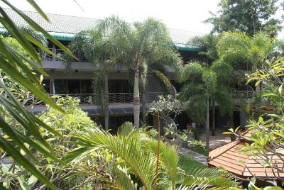 Momento Resort