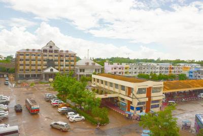 Submukdaphoomplace Hotel