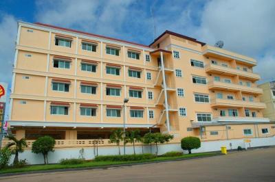 Submukdaphoomplace Hotel