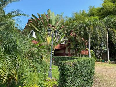 Puravida Pai Resort