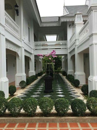 Nirvanan House