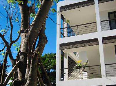 296 The Radtanaiya Residence