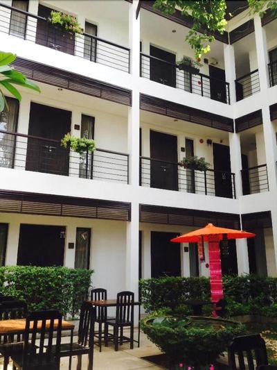 296 The Radtanaiya Residence