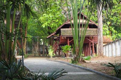 Insight Hostel By ZUZU