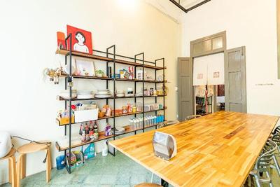 Lyns Home Boutique Hostel