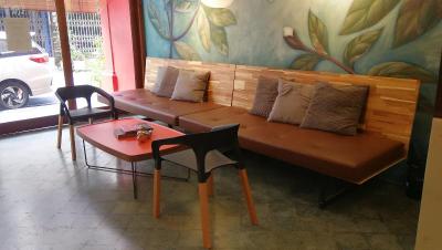 Lyns Home Boutique Hostel