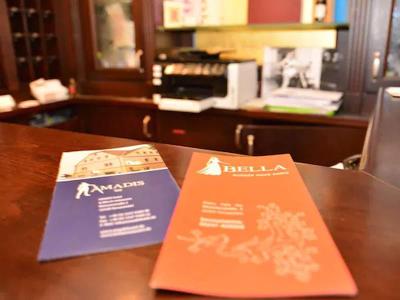 Amadis Hotel