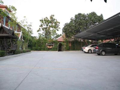Ampan Resort & Apartment by ZUZU