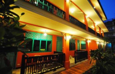 Focal Local Bed And Breakfast