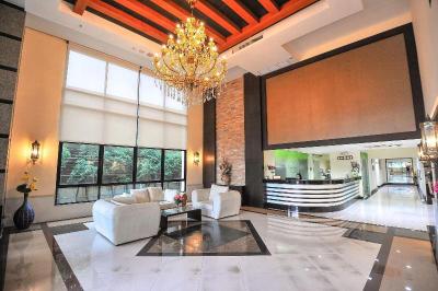 42 Grand Residence