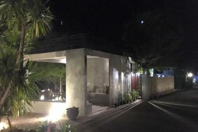 Twelve Oclock Resort