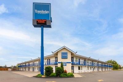 Travelodge by Wyndham Madison Heights MI