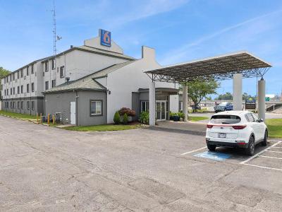 Motel 6 Milan, OH - Sandusky