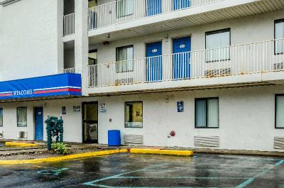 Motel 6 Warren, MI - Detroit East