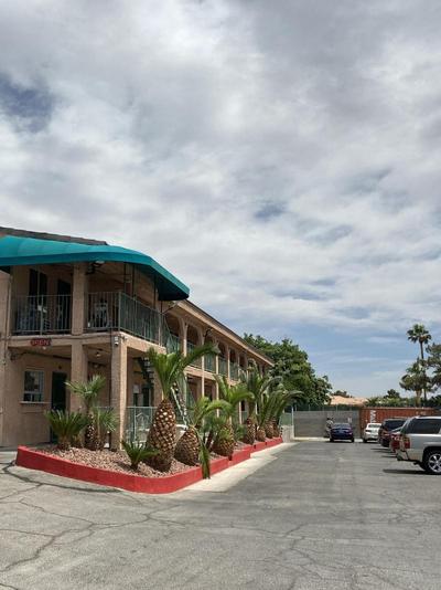 Crown Motel