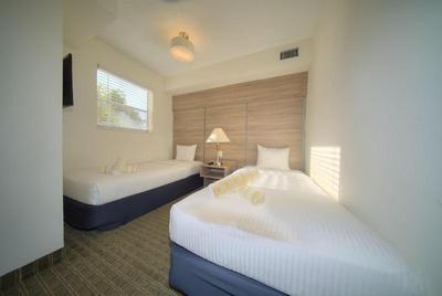 Club Lux Resort By The Beach