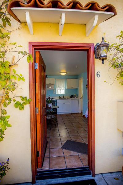 Leucadia Beach Inn