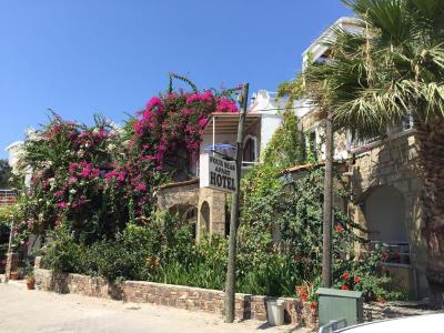 Asterina Hotel