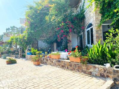 Asterina Hotel