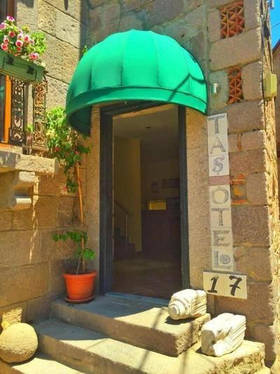 Tas Hotel 17